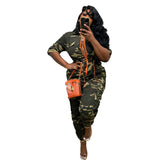 Denim-Overall mit Cardigan-Taille und Camouflage-Muster